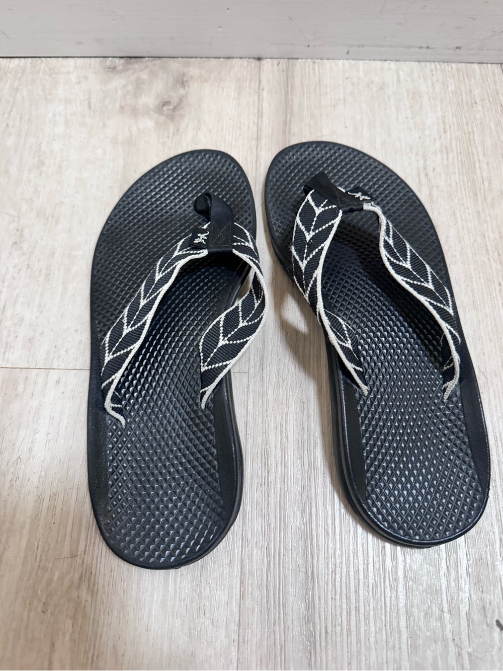 Chacos Black Flip Flop Sandals with Woven Strap - Black